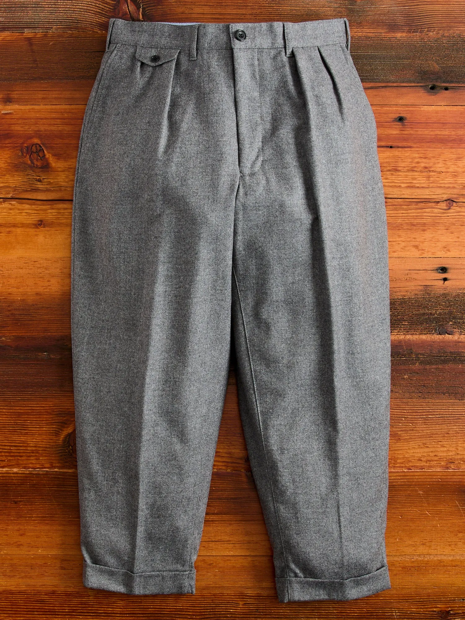 2-Pleat Flannel Trousers in Grey