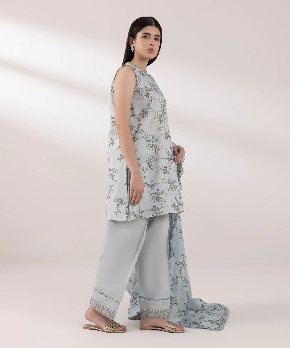 3 Piece - Embroidered Zari Lawn Suit