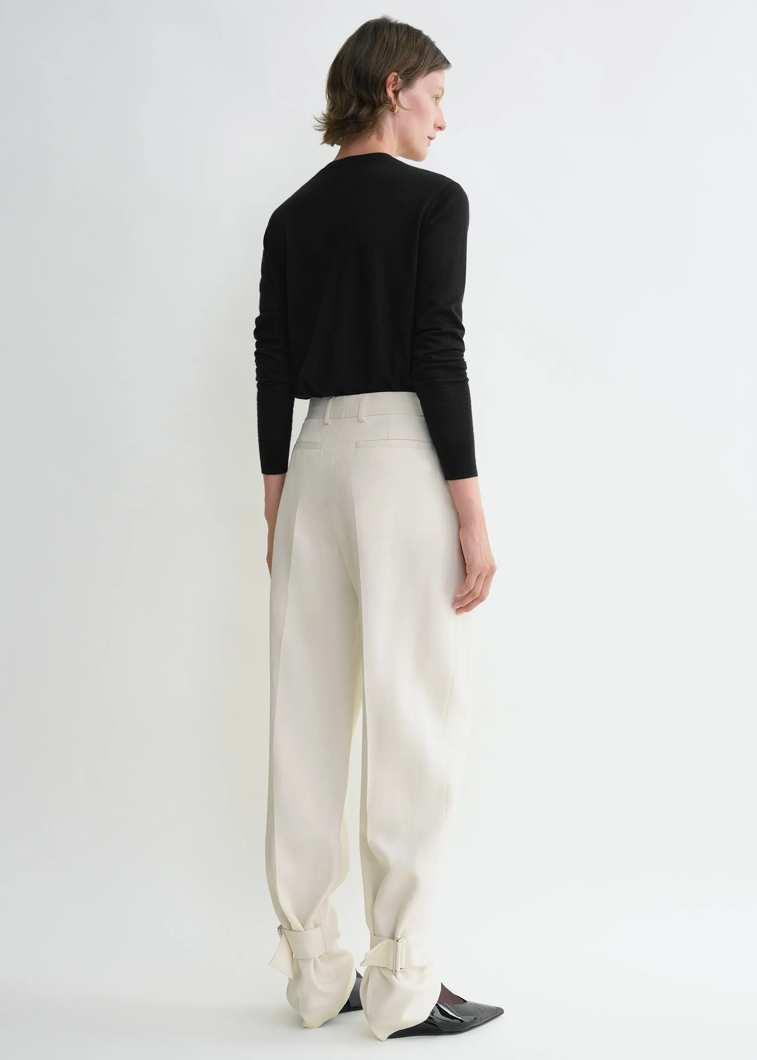 Buckled slouch trousers ecru