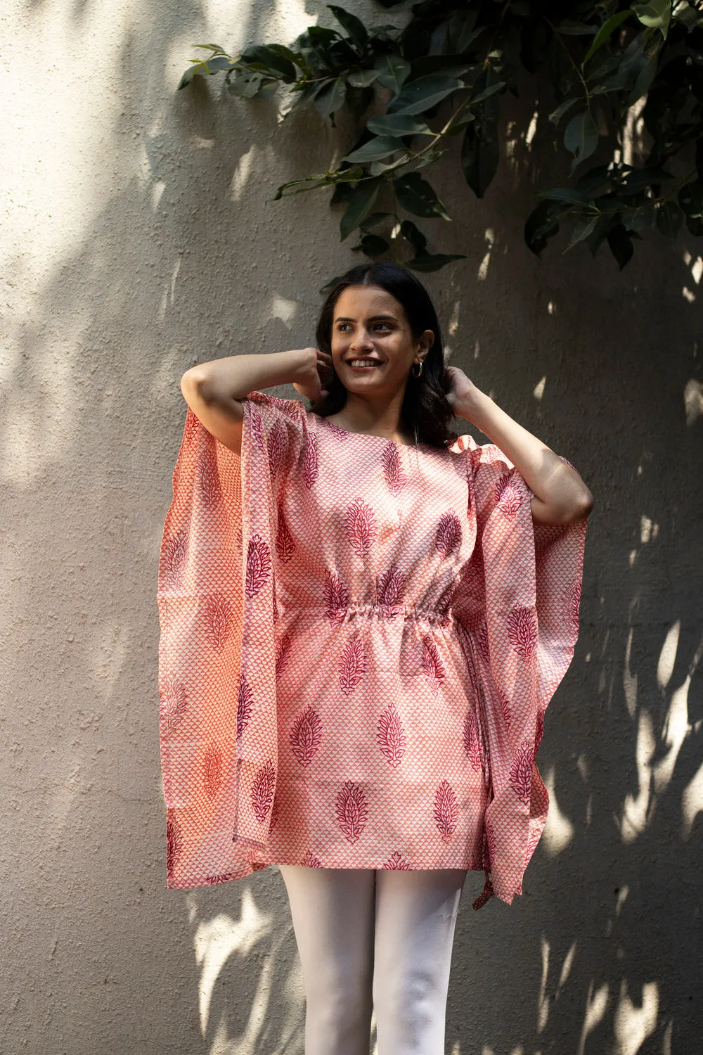 Earthy Route Bright pink short kaftaan in lyocell