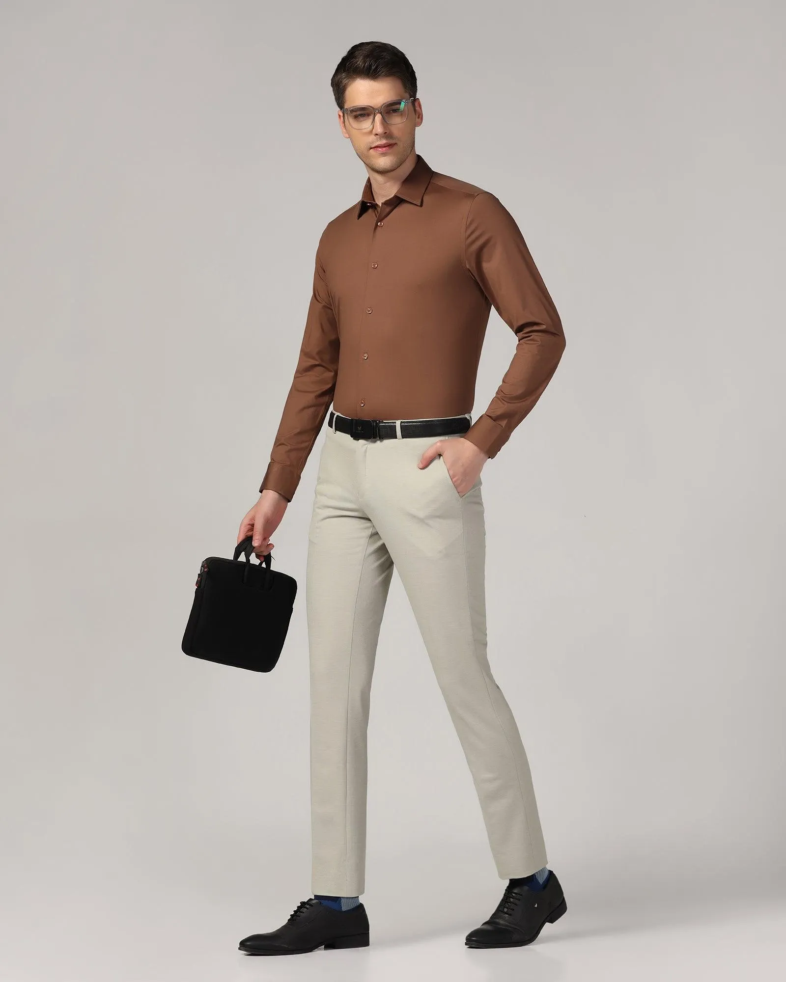 Formal Brown Solid Shirt - Sofk