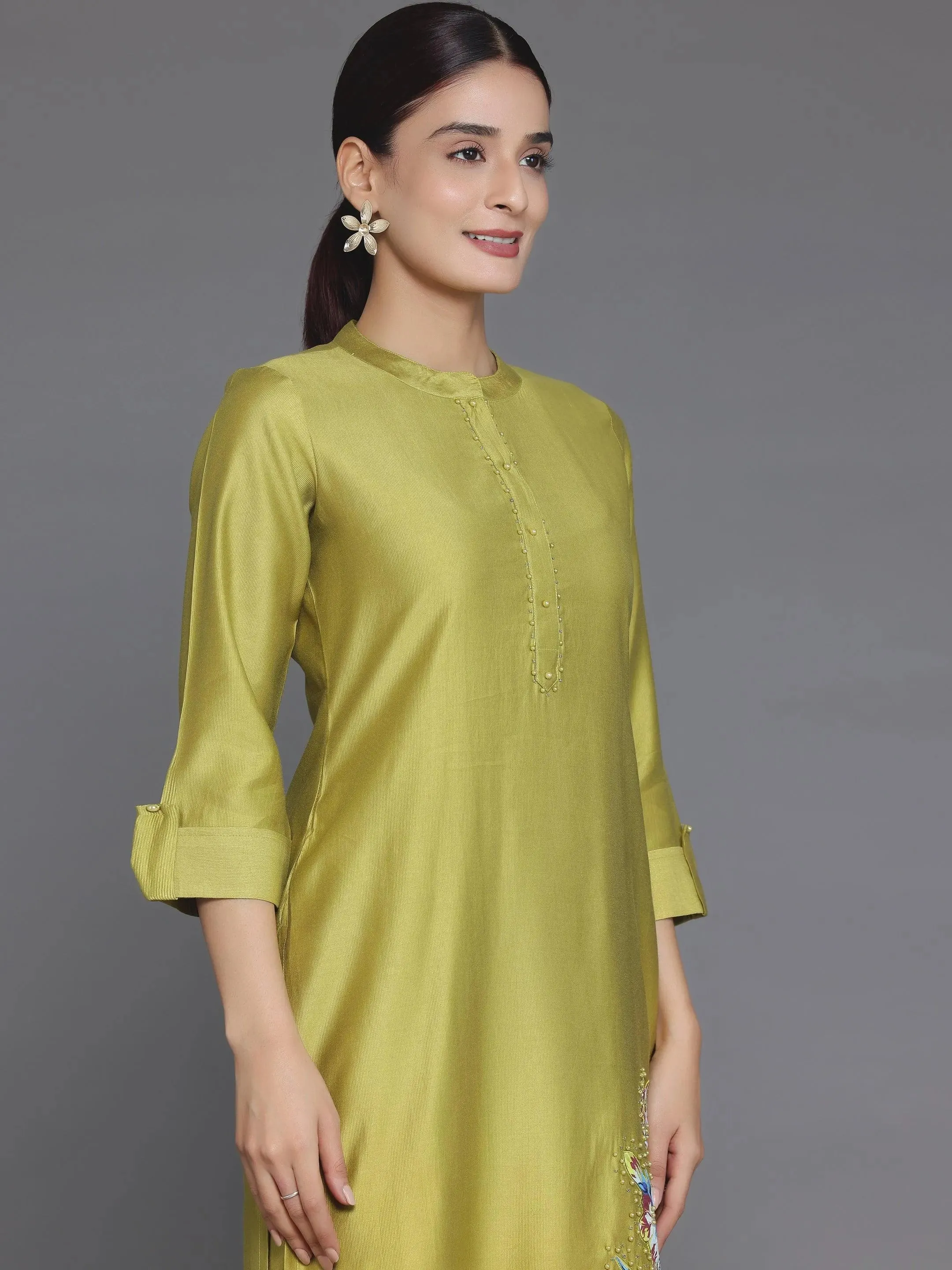 Green Self Design Silk Blend Straight Suit With Dupatta