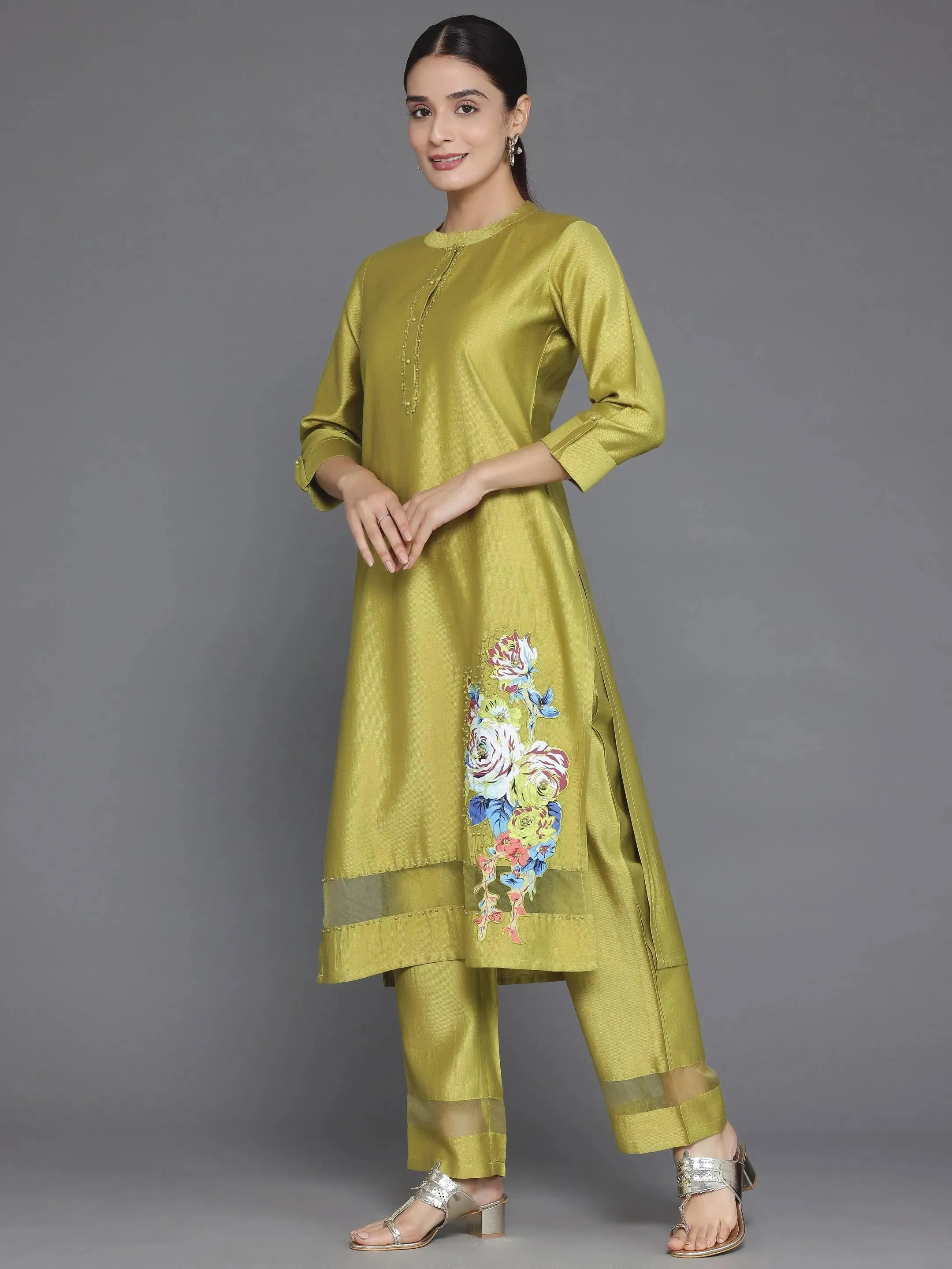 Green Self Design Silk Blend Straight Suit With Dupatta