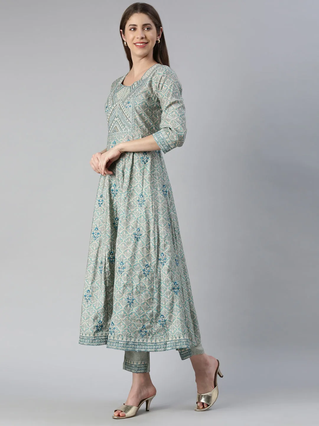 Neeru's Women Rama Yoke Design Calf Length Kurta And Trousers