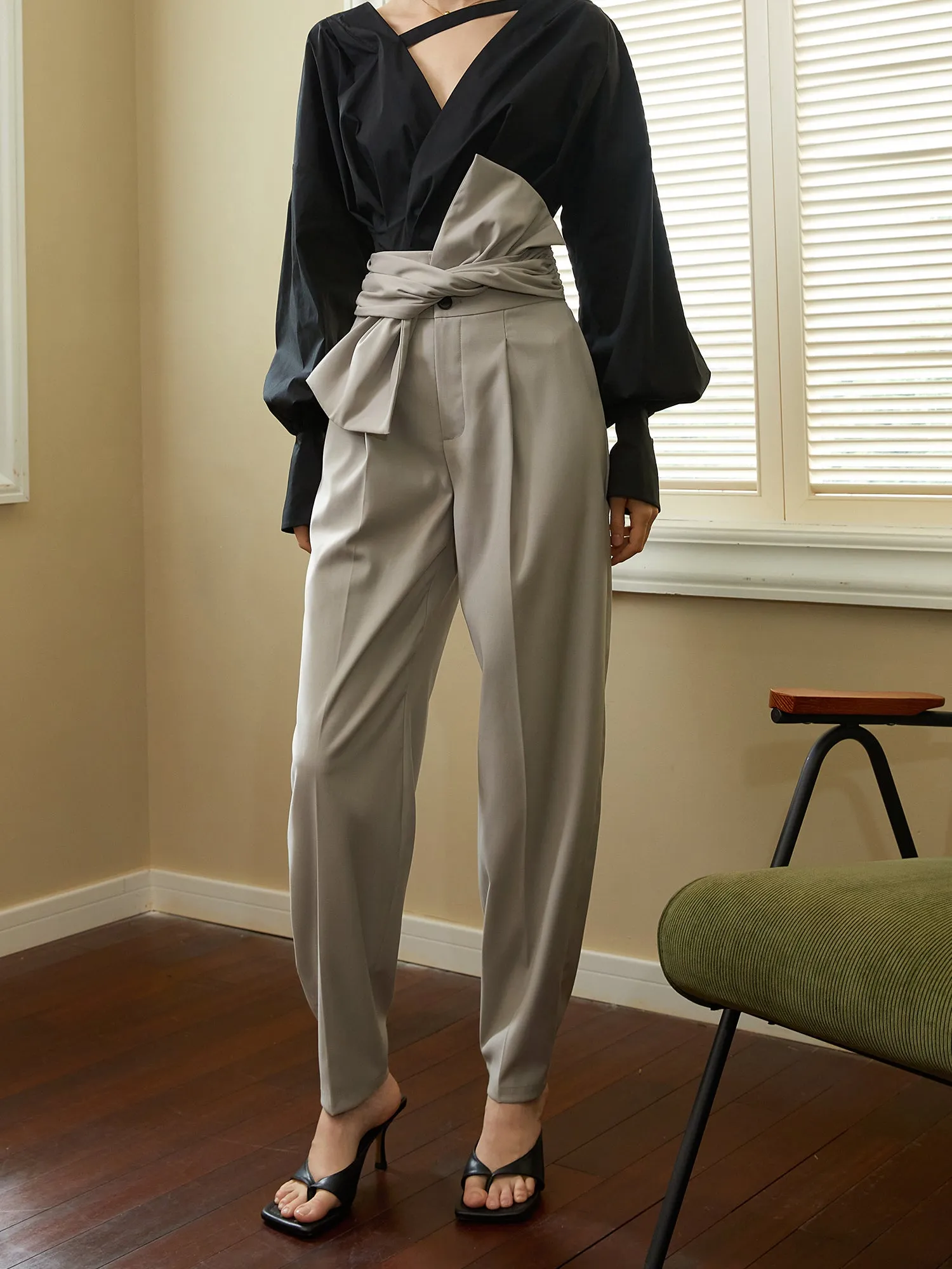 New early spring high waist trousers, designed with an asymmetric belt- Luna