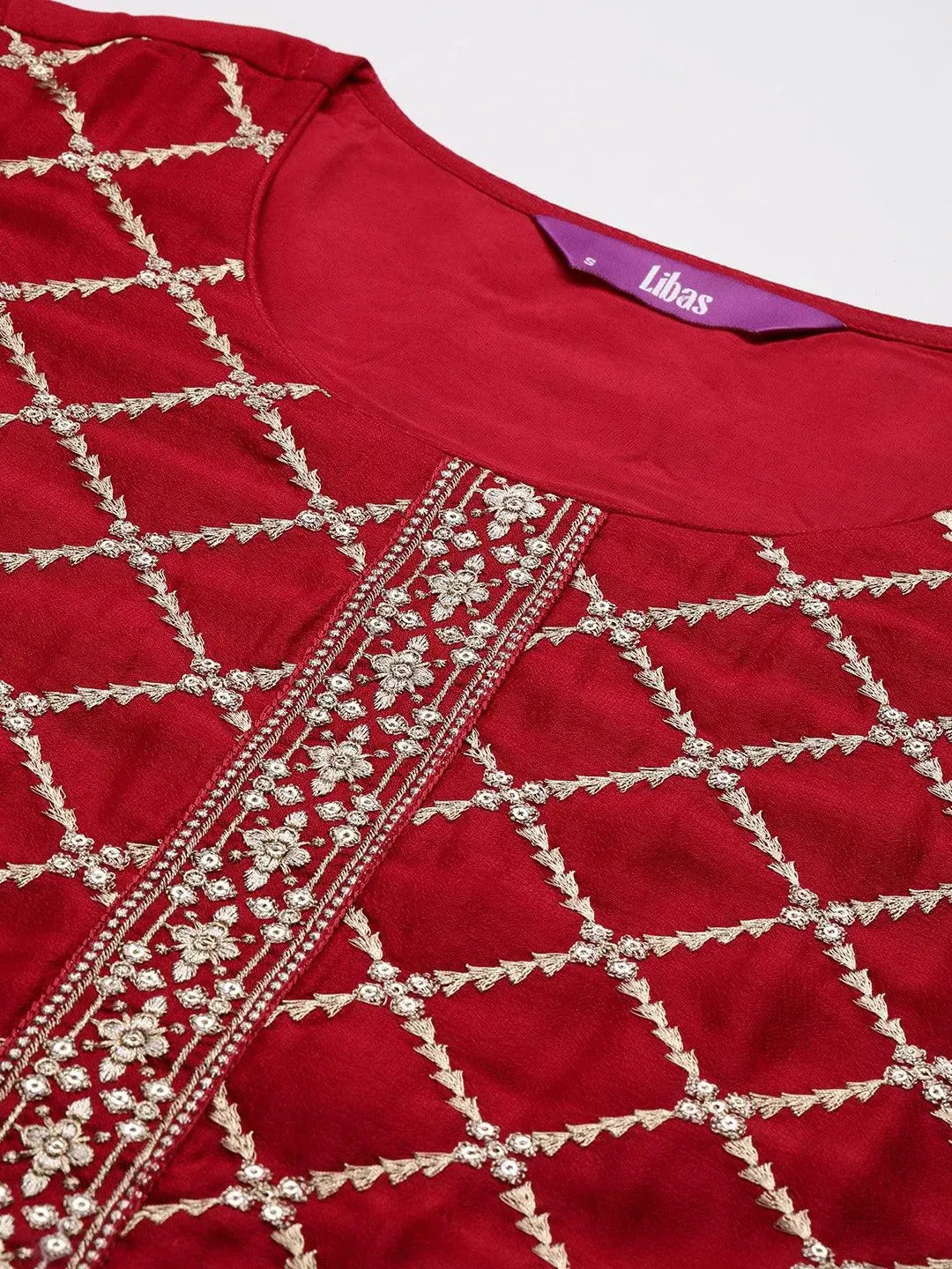 Red Embroidered Silk Blend Straight Suit With Dupatta