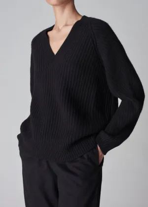 V-Neck Sweater in Wool Cashmere - Black