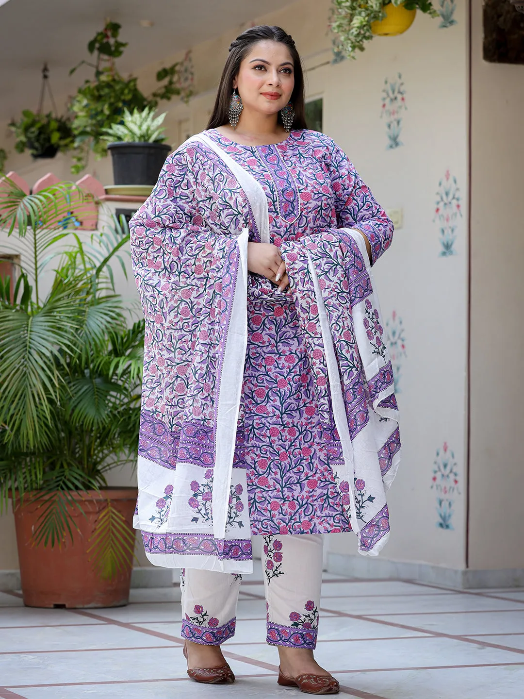 Women Plus Size Lavender Pure Cotton Kurta Set With Dupatta