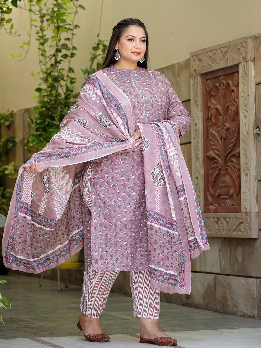 Women Plus Size Purple Cotton Kurta Set With Dupatta