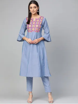 Women'S Blue Yoke Design Chambray Kurta With Trousers